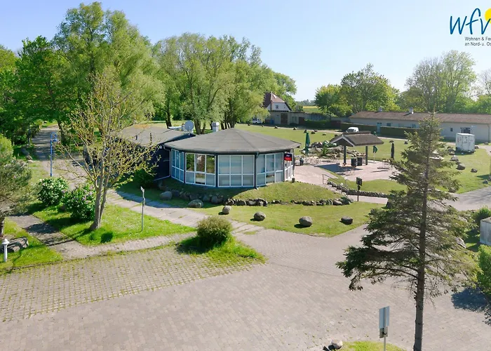 Am Gutspark Drankse Strandhafer Dranske